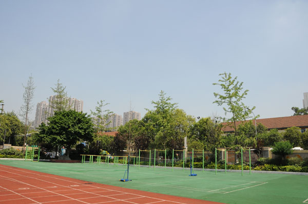成都鐵路中學(xué)建校時(shí)間、地址是多少？