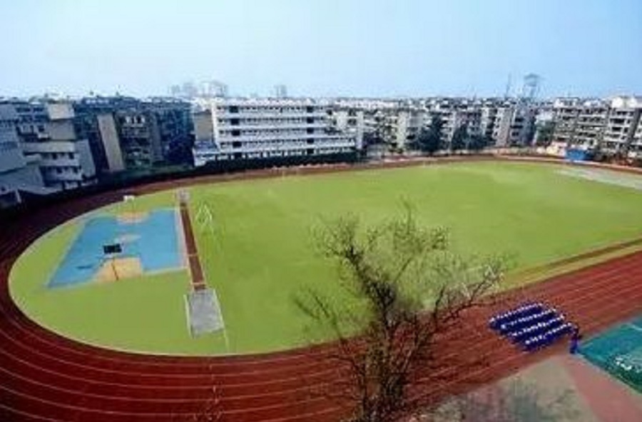 成都實(shí)外新都五龍山學(xué)校校園環(huán)境怎么樣？