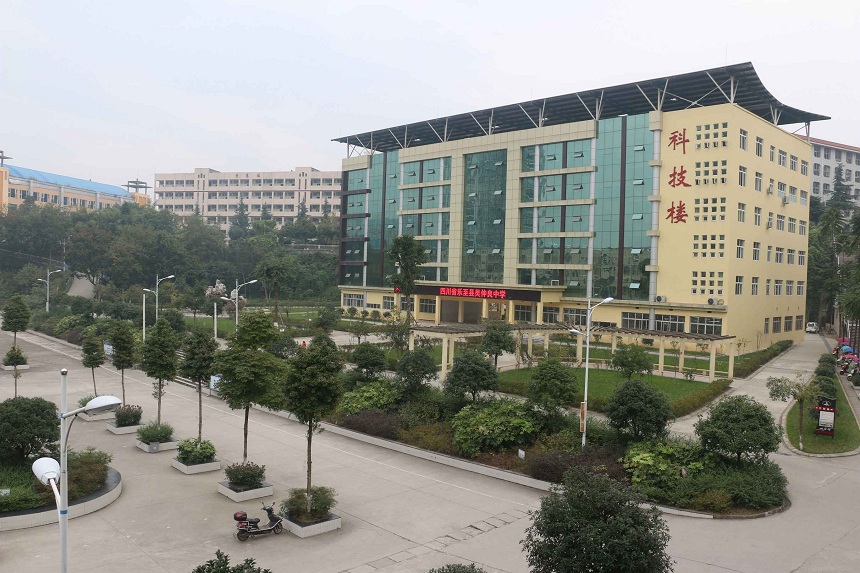 吳仲良中學的高考升學率高不高？