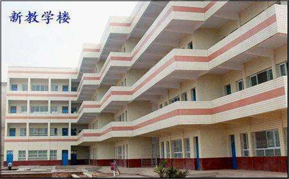 云臺中學學校環(huán)境怎么樣？