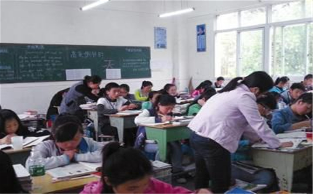 奇章中學(xué)2020年中考錄取分?jǐn)?shù)線(xiàn)是多少分？