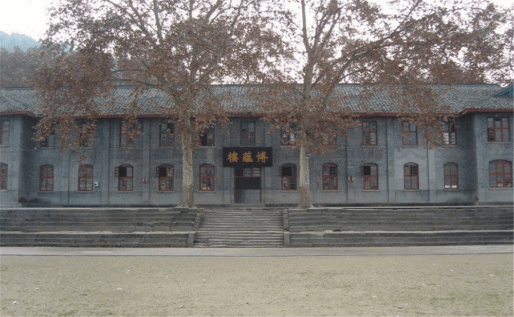 閬中市老觀中學(xué)學(xué)校環(huán)境怎么樣？