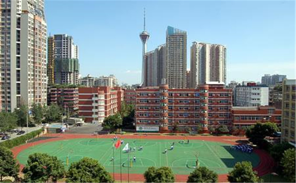 北師大成都實(shí)驗(yàn)中學(xué)的高中怎么樣？