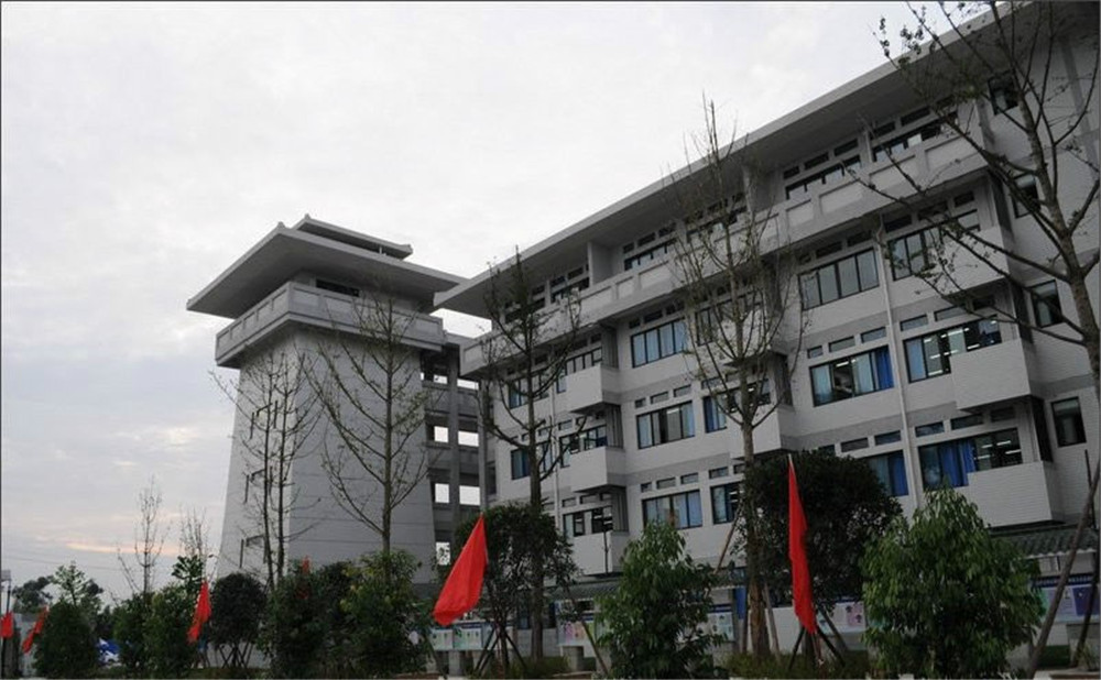 成都石室中學(xué)北湖校區(qū)2020年的錄取分?jǐn)?shù)是多少？