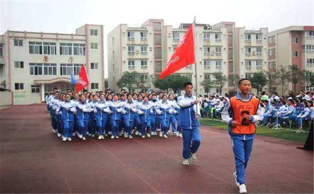 大邑縣實(shí)驗(yàn)中學(xué)育才的升學(xué)率是多少？