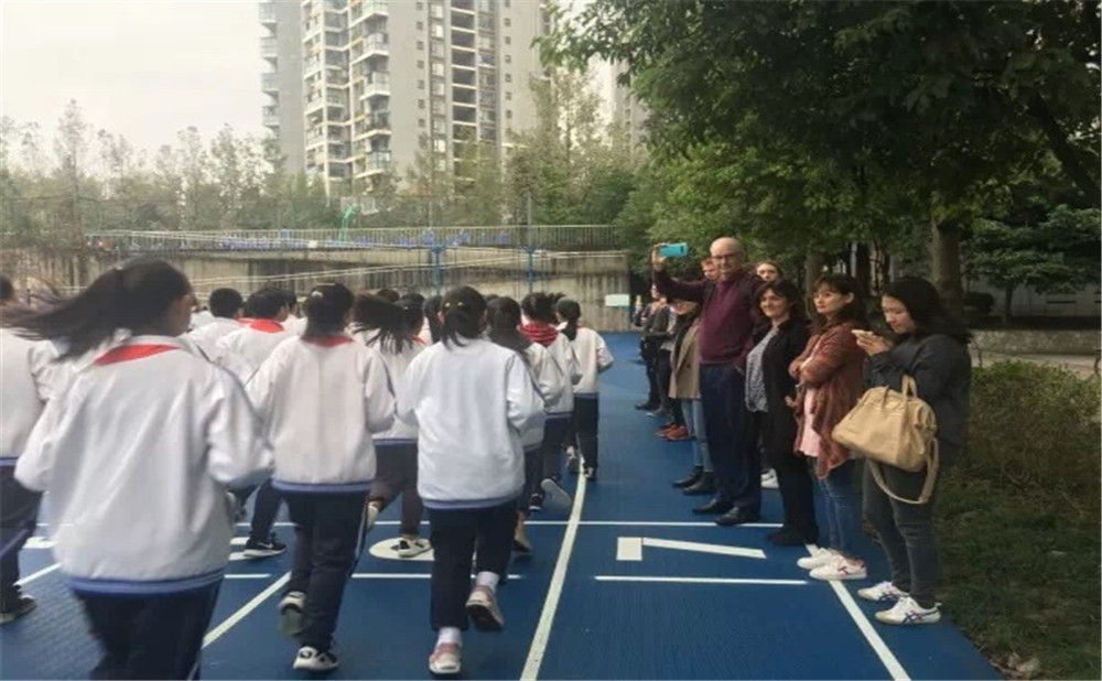成都市第三中學本科升學率是多少？