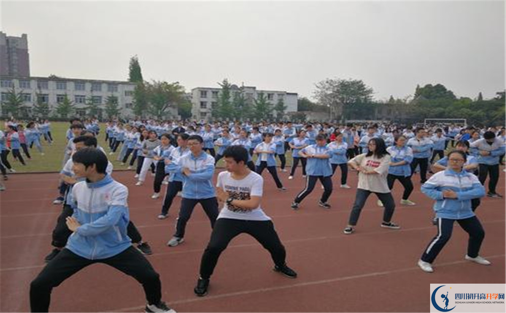華潤高級中學(xué)的錄取分?jǐn)?shù)是多少？