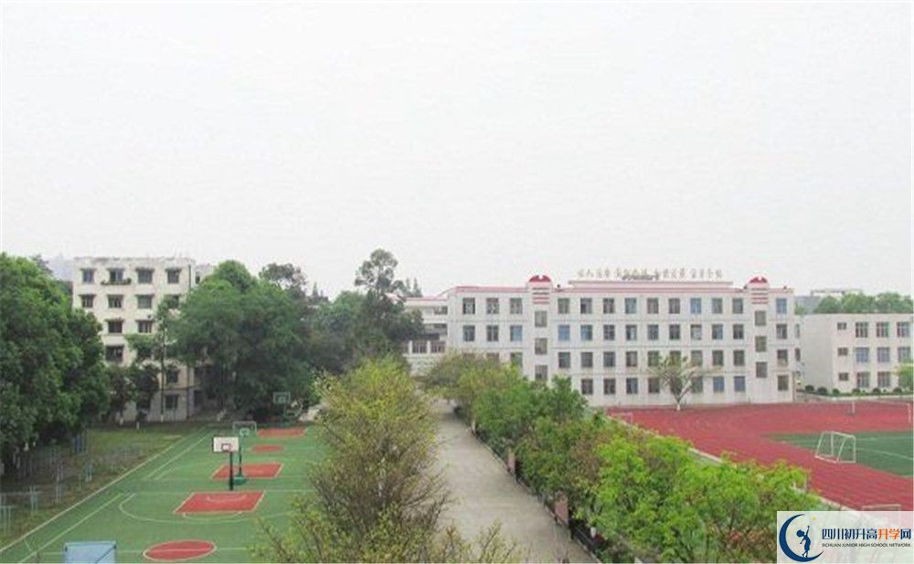 2020年青白江中學(xué)的報名條件是什么？