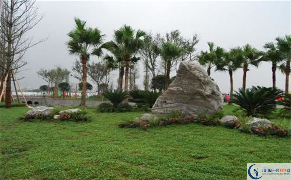 香城中學(xué)的實(shí)驗(yàn)班怎么樣？
