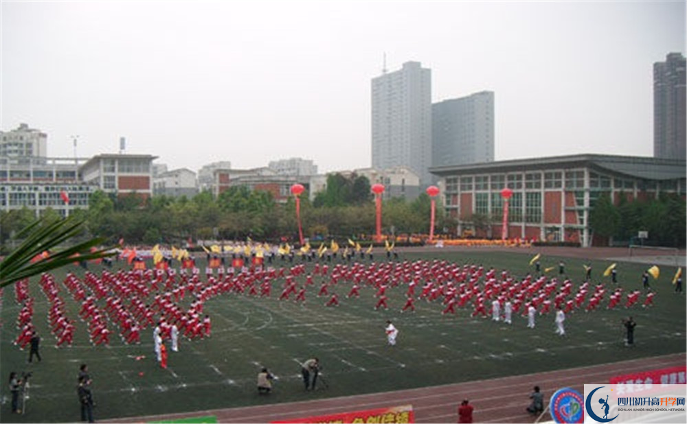 成都文武學(xué)校的實(shí)驗(yàn)班怎么樣？