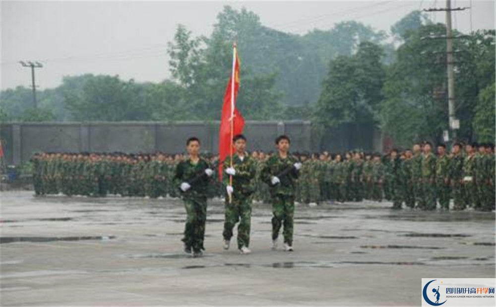 郫縣二中是怎么樣的學(xué)校？