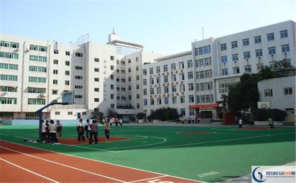 成都市西北中學(xué)的高中好不好？