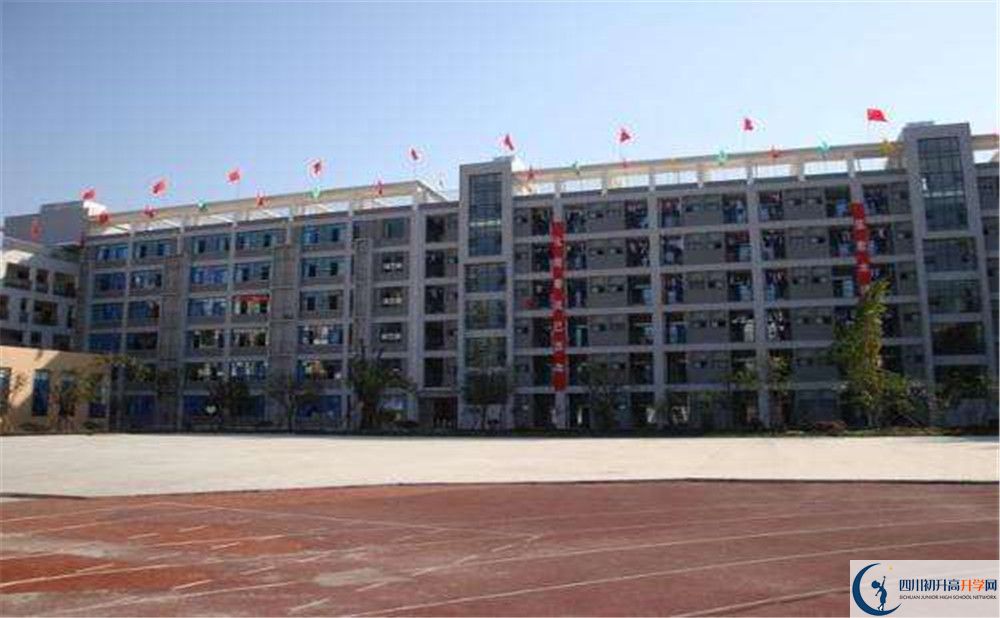 成都十二中（四川大學(xué)附屬中學(xué)）的高中好不好？