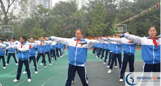 成都市鹽道街中學(xué)的老師好不好？