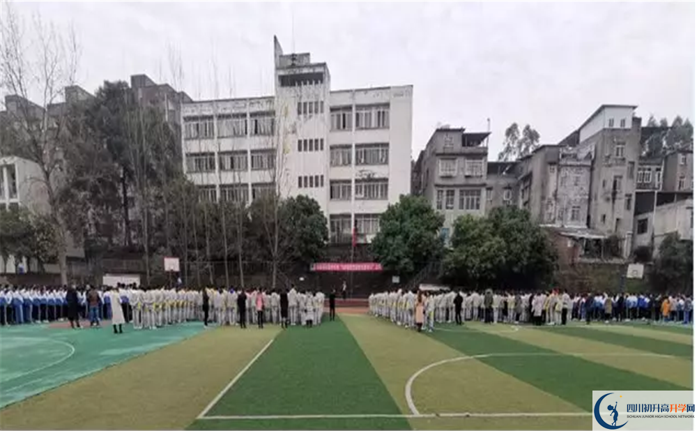 竹篙中學(xué)的高中住宿好不好？