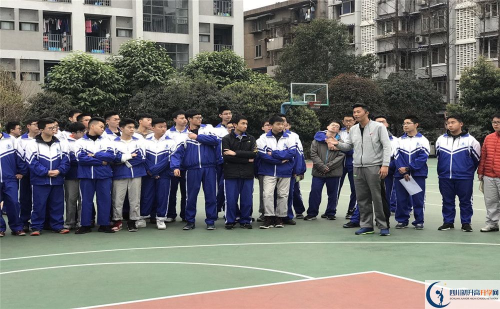 成都大學(xué)附屬中學(xué)初升高難不難？