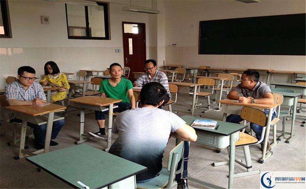 成都實驗中學(xué)2020年外地生學(xué)費(fèi)是多少？