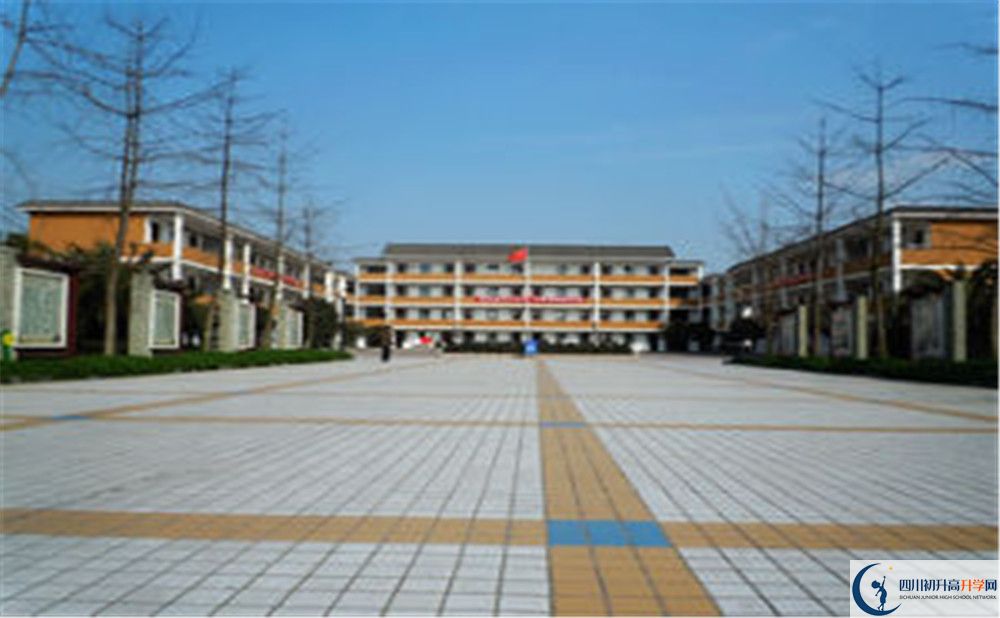 郫縣嘉祥外國(guó)語(yǔ)學(xué)校2020年保送清華北大的人數(shù)是多少？