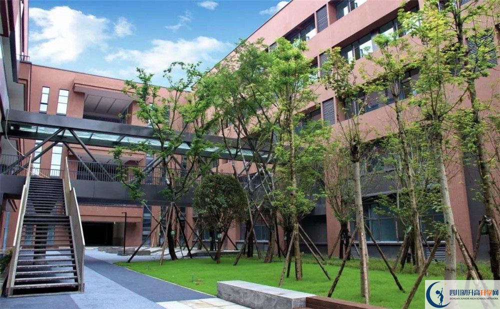 電子科技大學(xué)實驗中學(xué)高中平行班怎么樣？