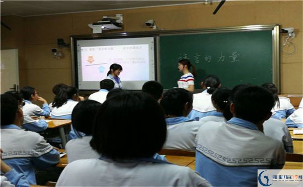 華潤高級中學2020年高三文綜測試題難嗎？