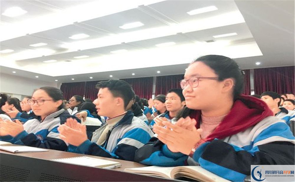 成都西藏中學(xué)高2020屆高三階段檢測(cè)試題語(yǔ)文難嗎？