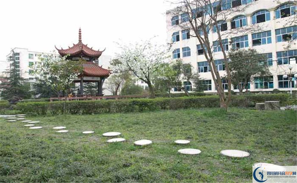 2020都江堰外國語實(shí)驗(yàn)學(xué)校高三英語期末試卷在哪看？
