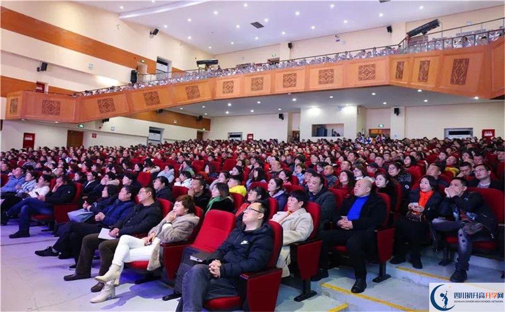 成都石室中學(xué)北湖校區(qū)2020年高考人數(shù)是多少？