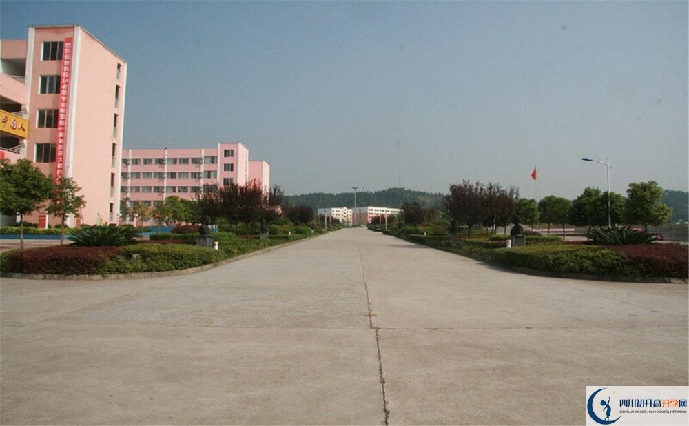 安居育才中學(xué)2020暑假放假時(shí)間安排是怎么樣的？