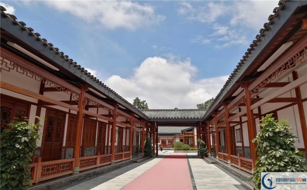 成都綿實(shí)外國(guó)語(yǔ)學(xué)校地址在哪？