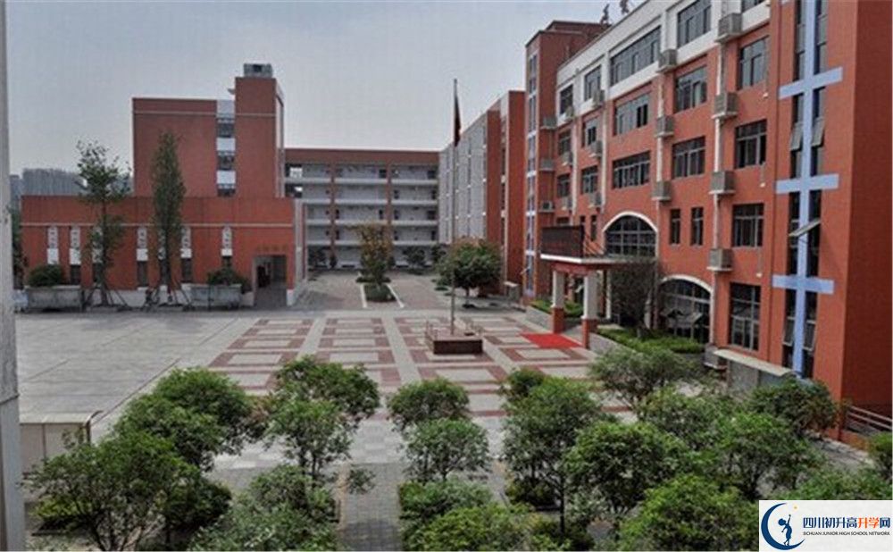 成都市川化中學(xué)近幾年的升學(xué)率高不高？